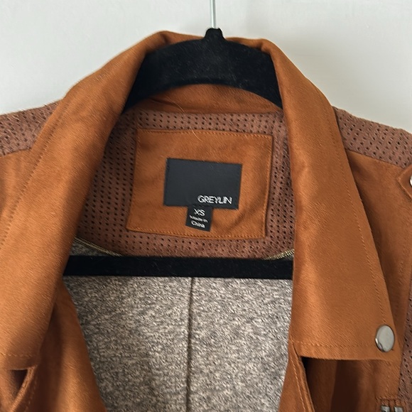 Greylin Brown Suede Vest XS - Picture 3 of 7